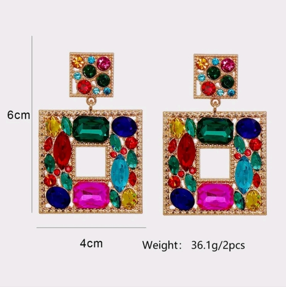 Luxe Prism Square Drop Earrings - Picture 5 of 6